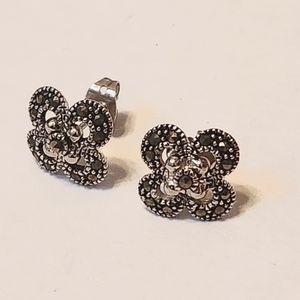 Chapal Zenray NF Silver plated marcasite flower Earrings clover stud 11mm